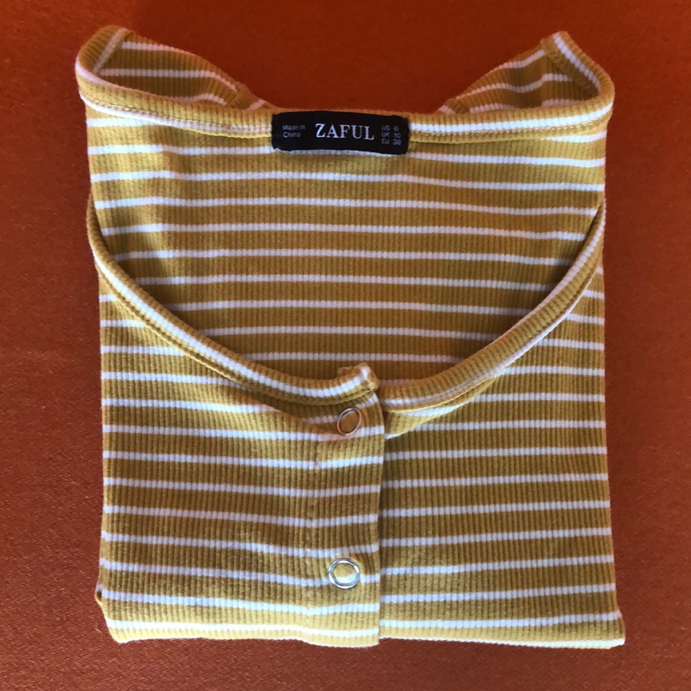 Top - Picture 6 of 8